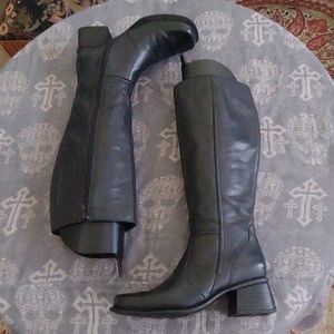 Earth Shoe Leather tall boots